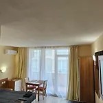 Polo Apartment